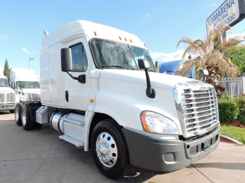 Freightliner CASCADIA SLEEPER 2015 price $39,900