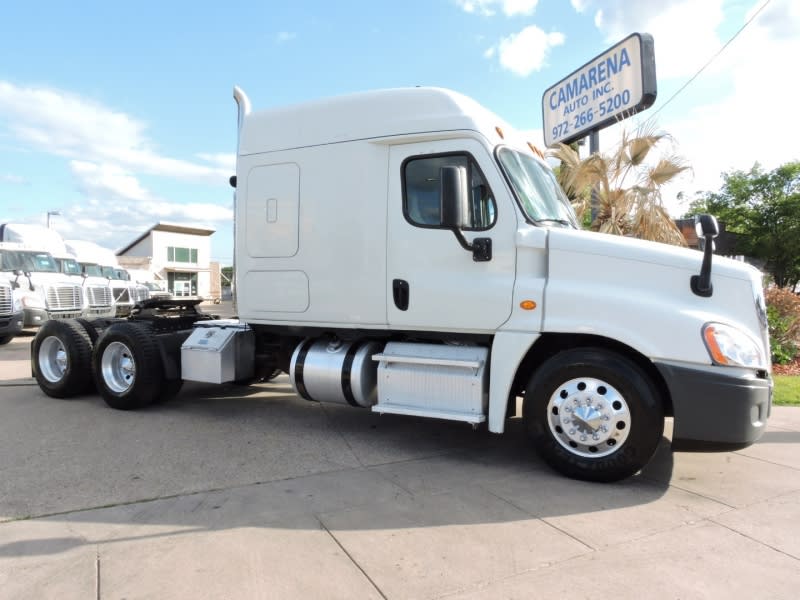 Freightliner CASCADIA SLEEPER 2015 price $39,900