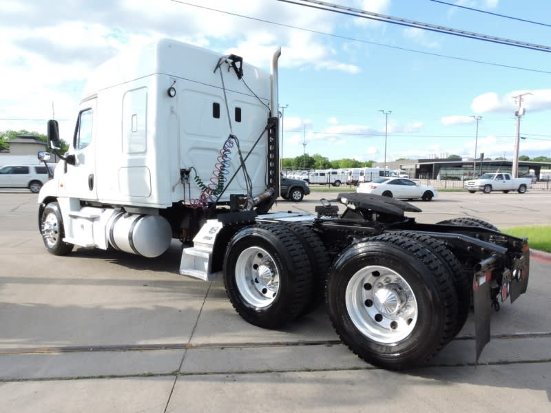 Freightliner CASCADIA SLEEPER 2015 price $39,900