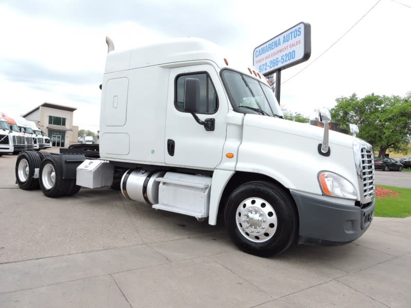 Freightliner CASCADIA SLEEPER 2015 price $39,900