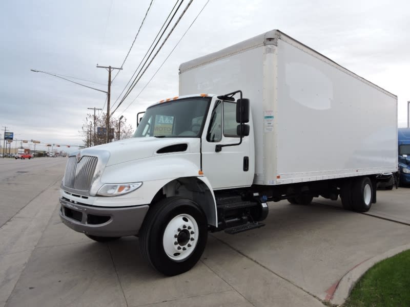 International 4300 26 FOOT BOX LIFTGATE 2018 price $69,900