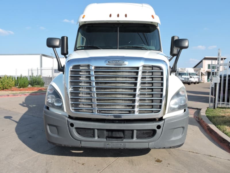 Freightliner CASCADIA SLEEPER 2015 price $39,900