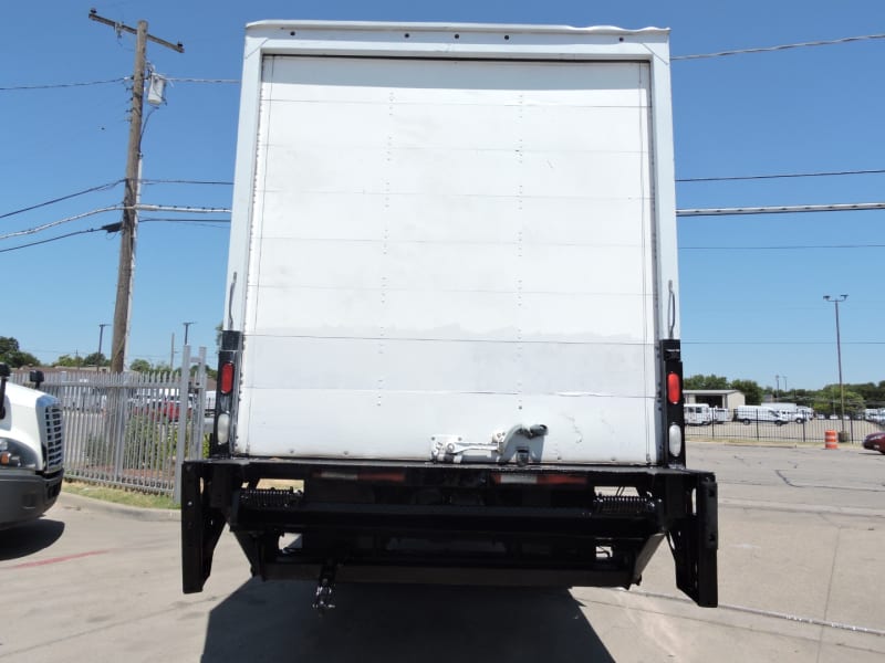 Freightliner M2 26 FOOT BOX TRUCK LIFTGATE 2014 price $69,900