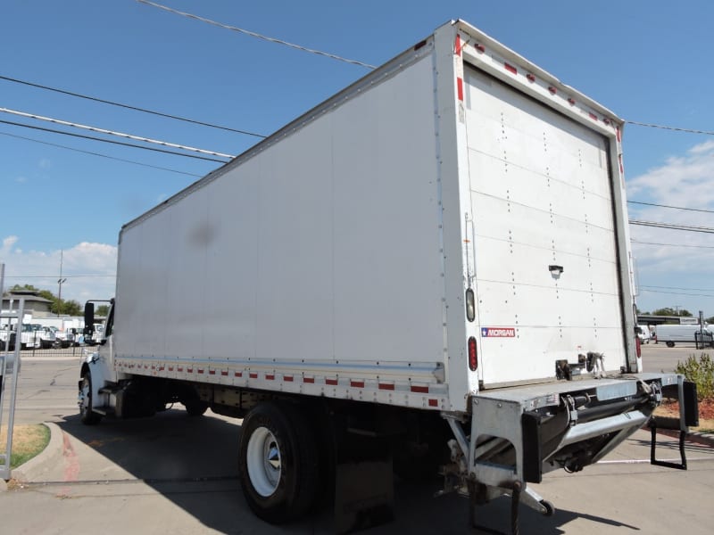 Freightliner M2 24 FOOT BOX TRUCK 2017 price $55,900