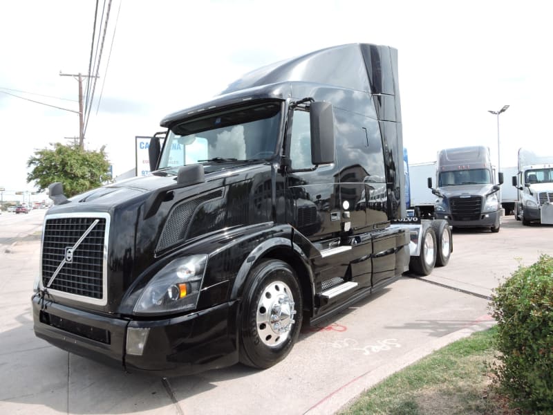 Volvo VNL SLEEPER CUMMINS 2016 price $49,900