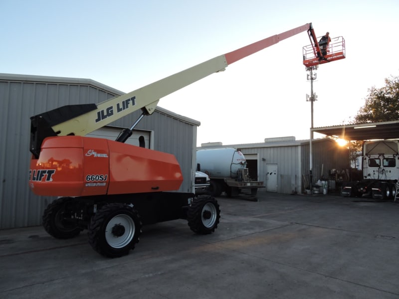 JLG 660SJ LIFT  2023 price $120,000