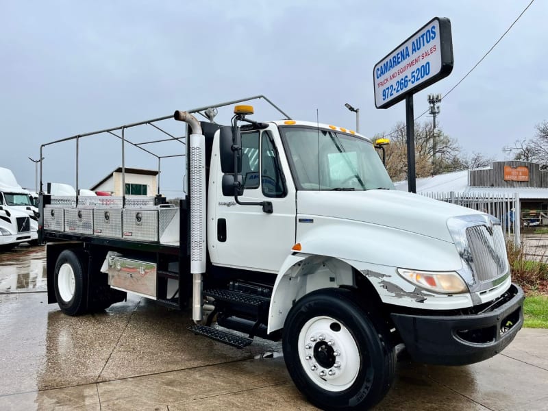 International DURASTAR 4400 DUMP TRUCK 14 FT 2012 price $29,900