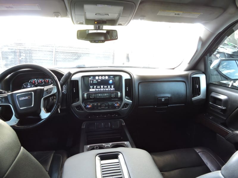 GMC Sierra 1500 2018 price $19,900