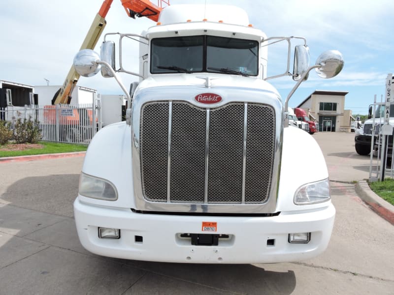 PETERBILT 386 SLEEPER  2013 price $49,900