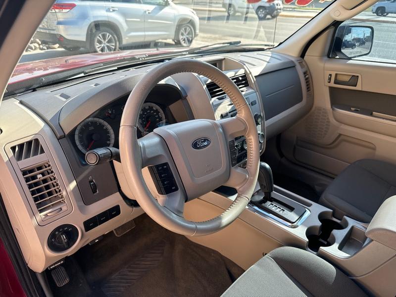 FORD ESCAPE 2009 price $5,975