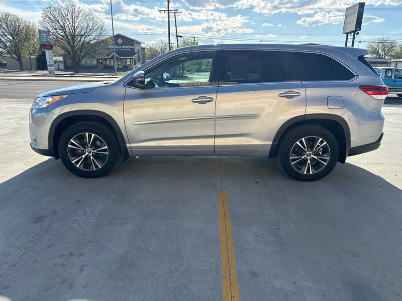 TOYOTA HIGHLANDER 2018 price $19,975