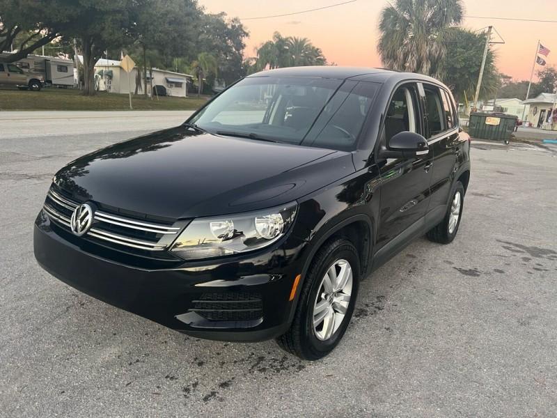 Volkswagen Tiguan 2014 price $6,999