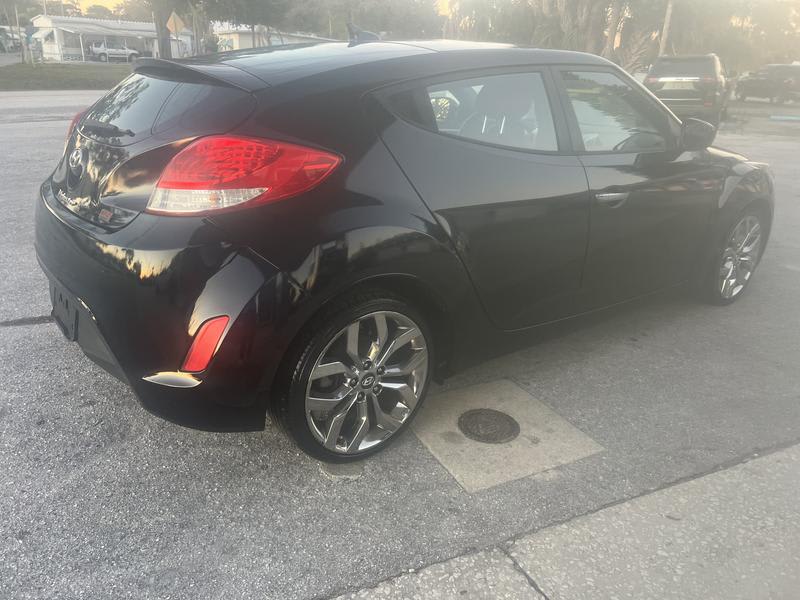 Hyundai Veloster 2014 price $6,999