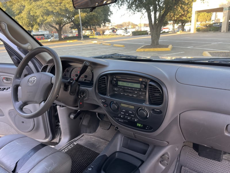 Toyota Sequoia 2003 price $6,999