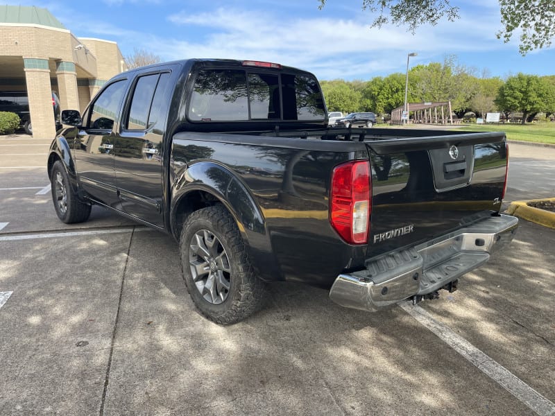 Nissan Frontier 2015 price $15,999