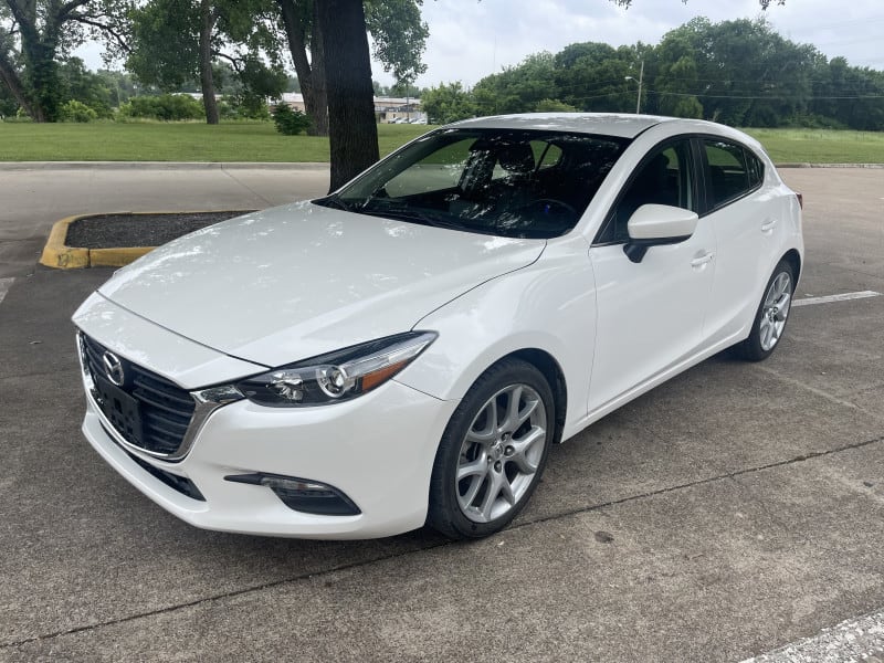 Mazda Mazda3 5-Door 2018 price $13,999