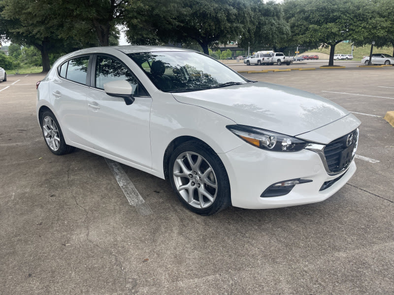 Mazda Mazda3 5-Door 2018 price $13,999