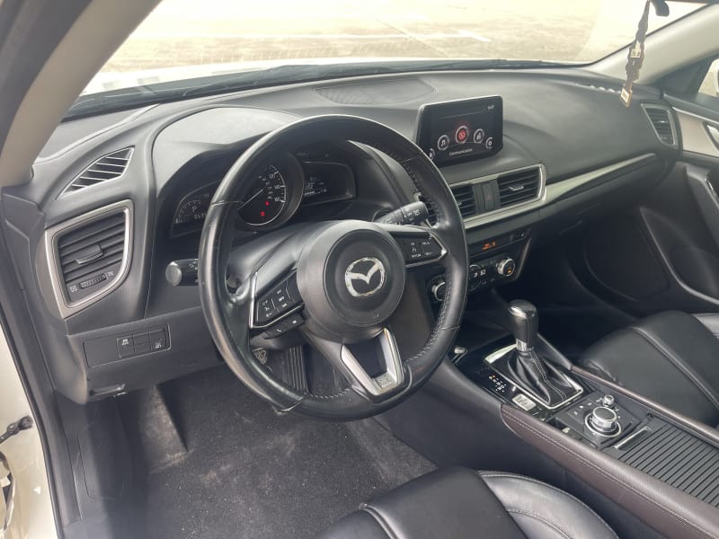 Mazda Mazda3 5-Door 2018 price $13,999