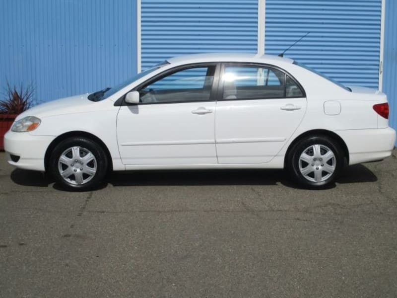 Toyota Corolla LE 4D Sedan 2004 price $5,990