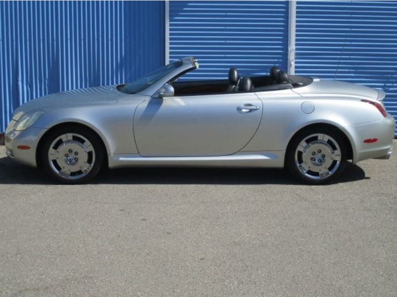 Lexus SC430 Convertible 2002 price $9,990