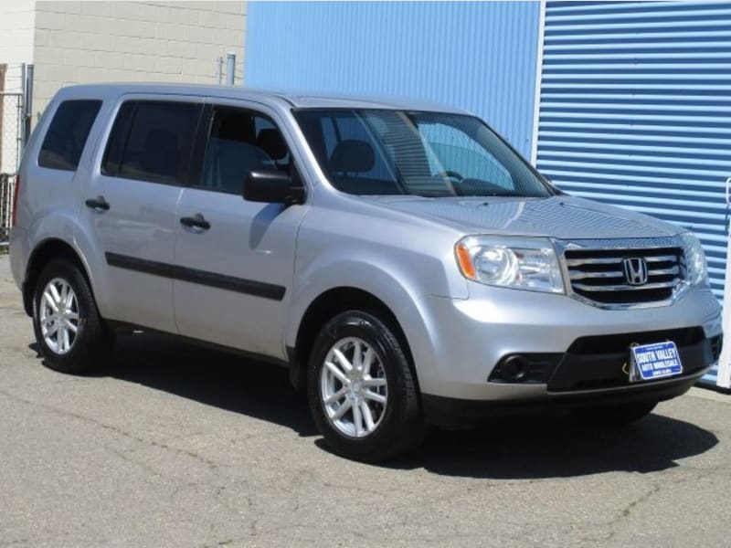 Honda Pilot LX Sports Utility Vehicle 2014 price $8,500