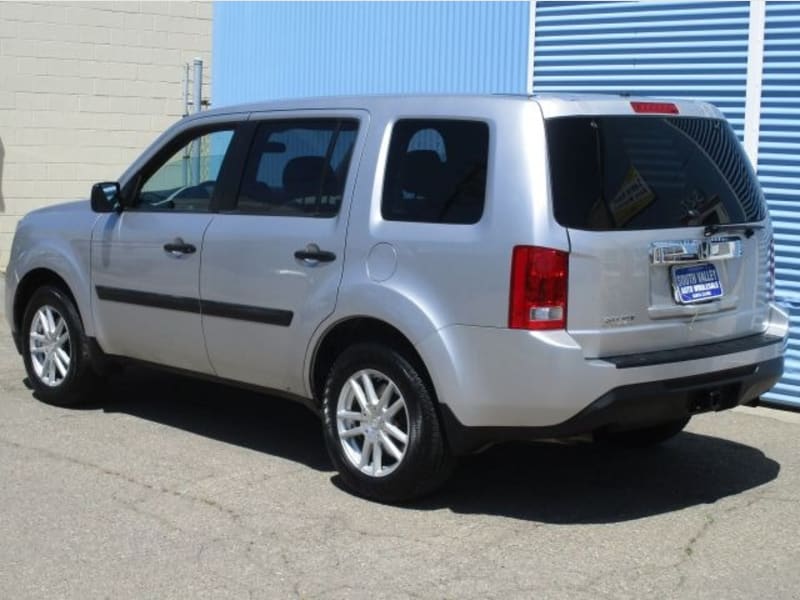 Honda Pilot LX Sports Utility Vehicle 2014 price $7,999