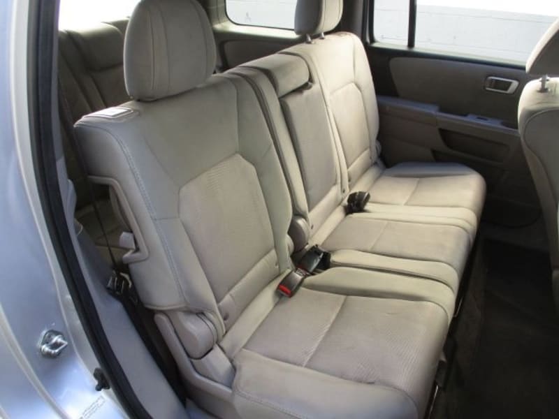 Honda Pilot LX Sports Utility Vehicle 2014 price $7,999