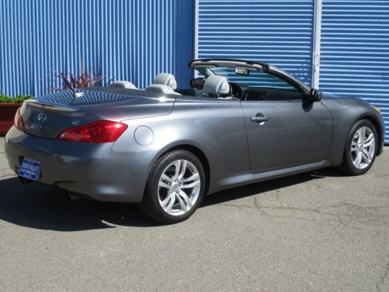 Infiniti G37 Convertible 2010 price $8,990