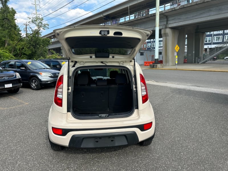 Kia Soul 2013 price $8,995