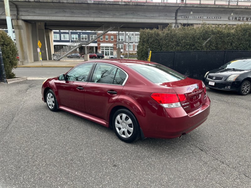 Subaru Legacy 2011 price $8,995