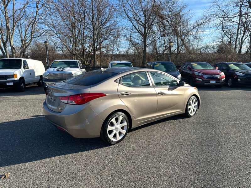 Hyundai Elantra 2011 price $8,995