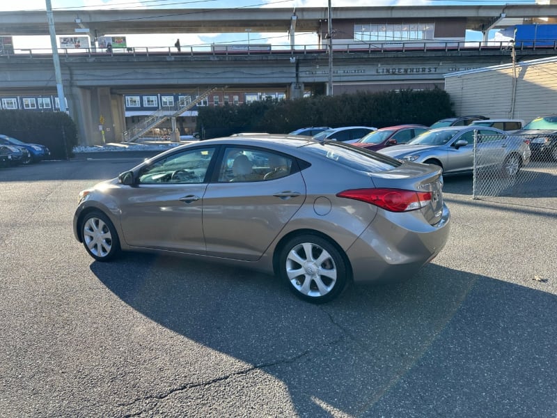 Hyundai Elantra 2011 price $8,995