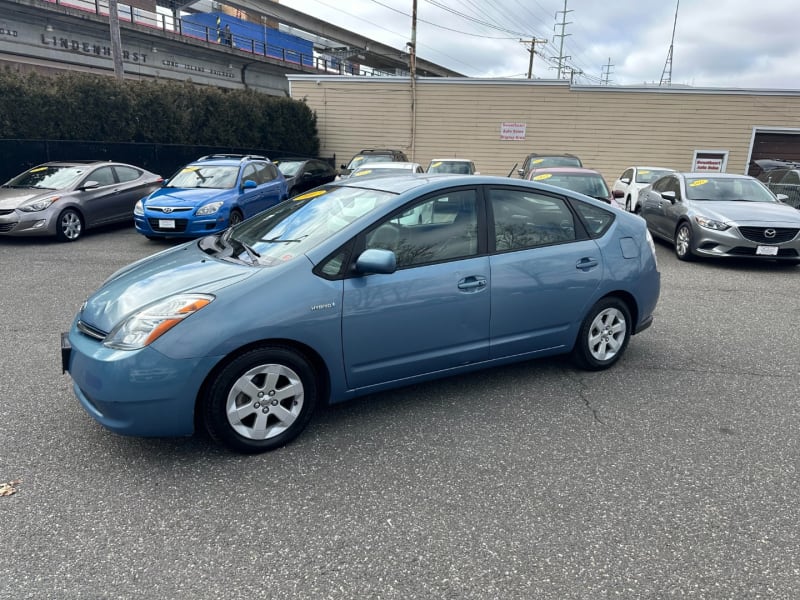 Toyota Prius 2007 price $4,395