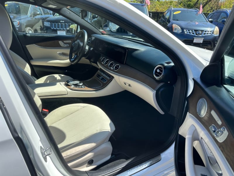 Mercedes-Benz E-Class 2018 price $31,995