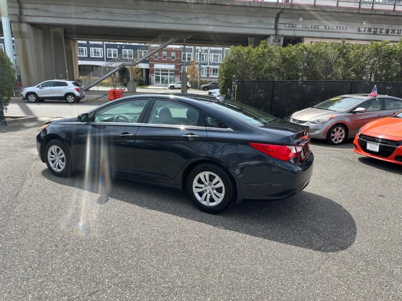 Hyundai Sonata 2013 price $9,995