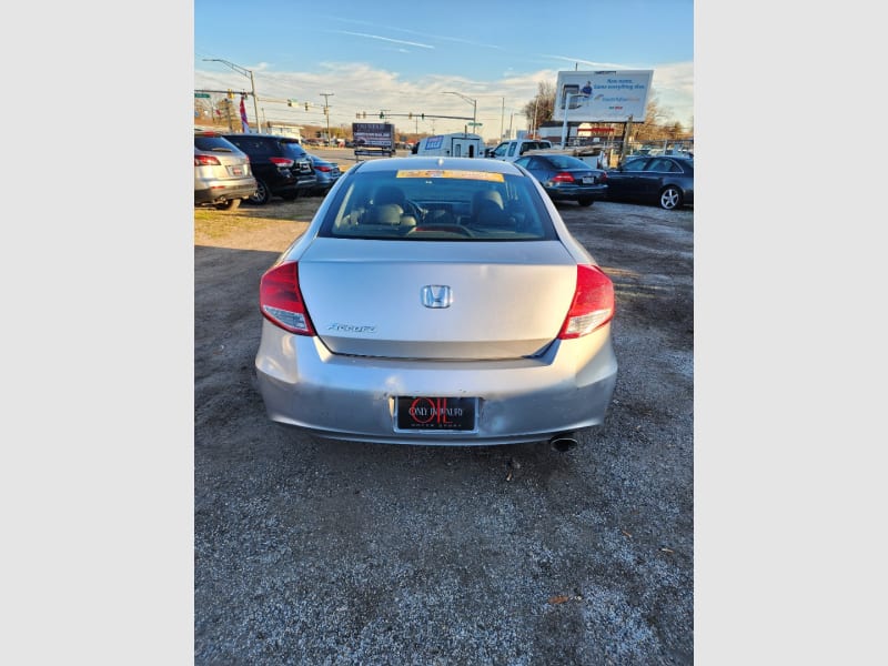 Honda Accord Cpe 2012 price $6,999