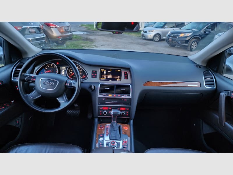 Audi Q7 2014 price $14,999