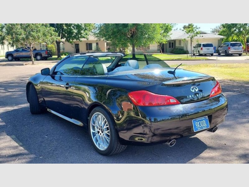 Infiniti G37 Convertible 2012 price $16,899