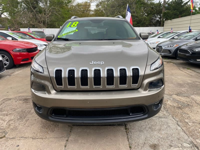 Jeep Cherokee 2018 price $16,800