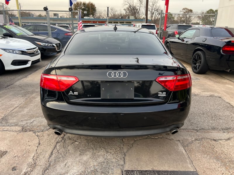 Audi A5 2009 price $11,800