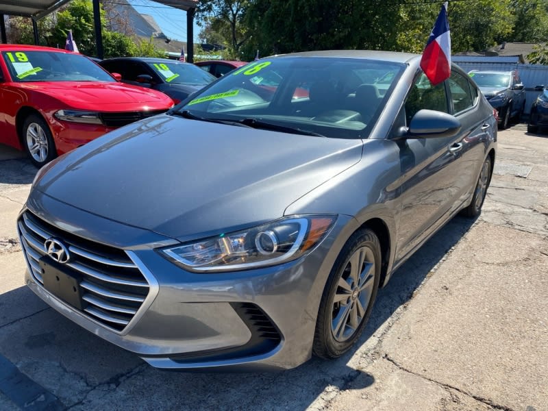 Hyundai Elantra 2018 price $15,800