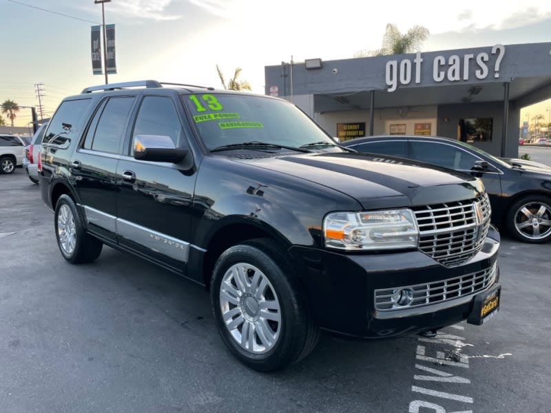 Lincoln Navigator 2013 price $12,375 Cash