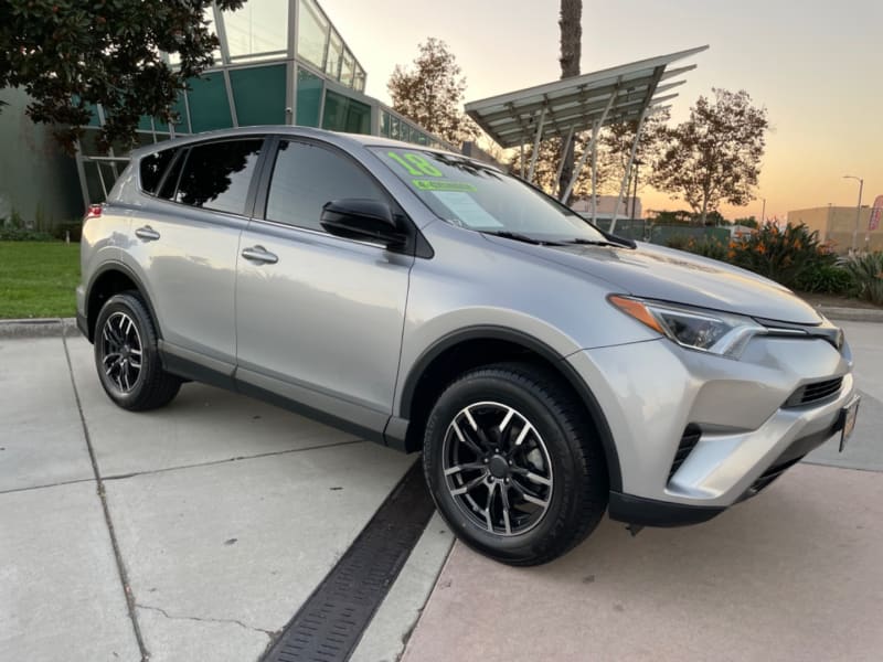 Toyota RAV4 2018 price $17,000 Cash