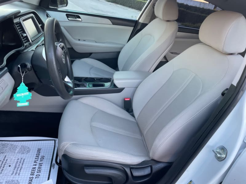 Hyundai Sonata 2019 price $12,300 Cash