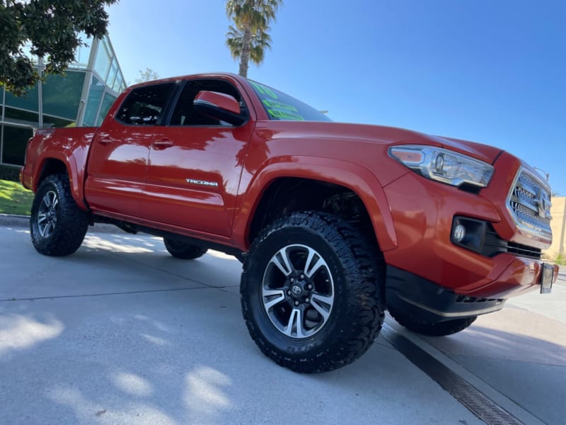 Toyota Tacoma 2016 price $24,370 Cash