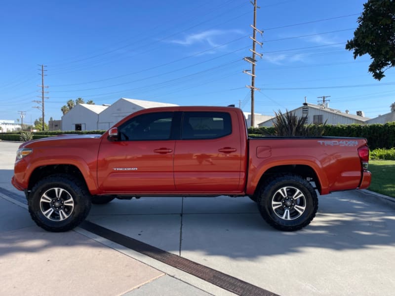 Toyota Tacoma 2016 price $24,370 Cash