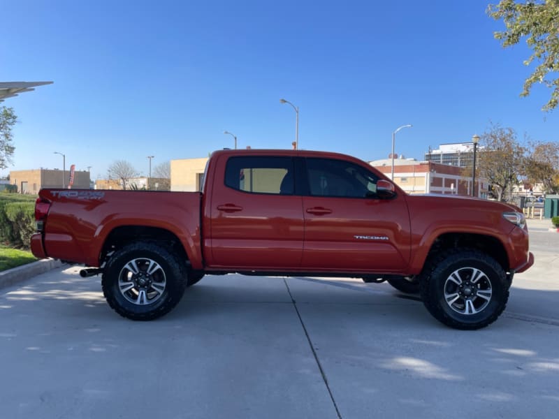 Toyota Tacoma 2016 price $24,370 Cash