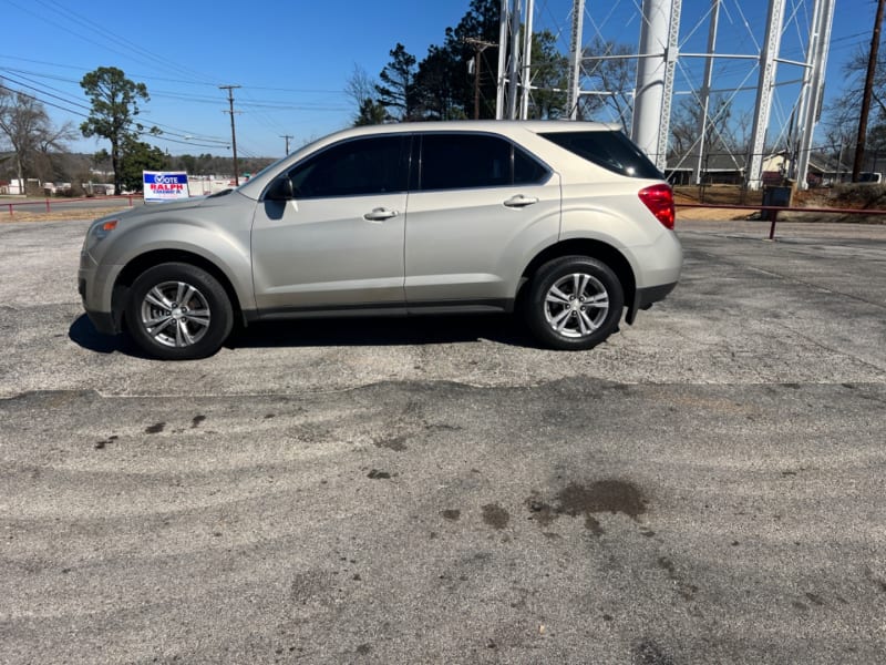 Chevrolet Equinox 2015 price $8,995