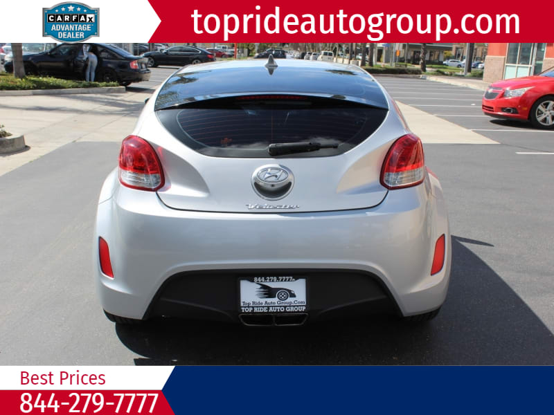 Hyundai Veloster 2017 price $8,995