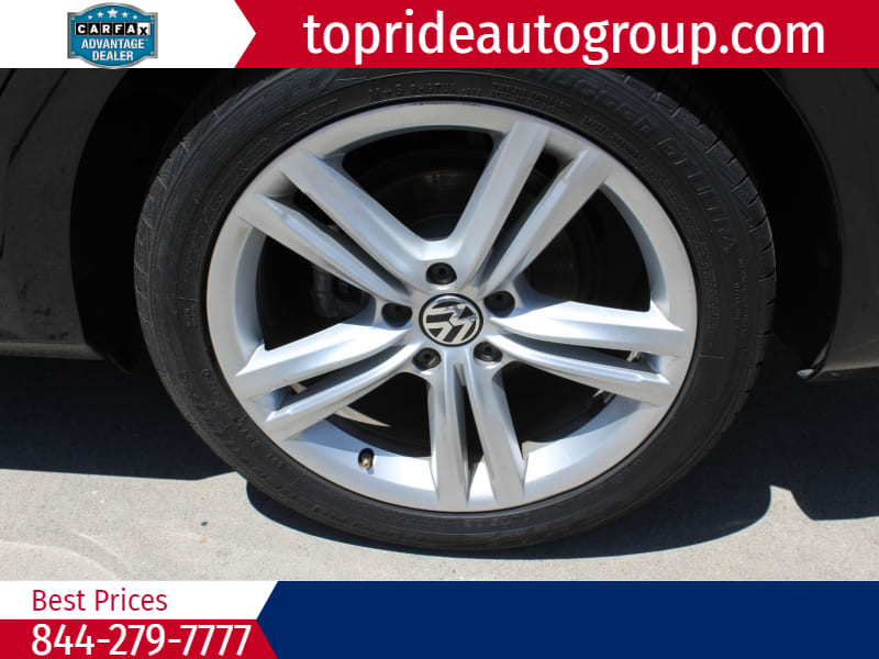 Volkswagen Passat 2012 price $7,995